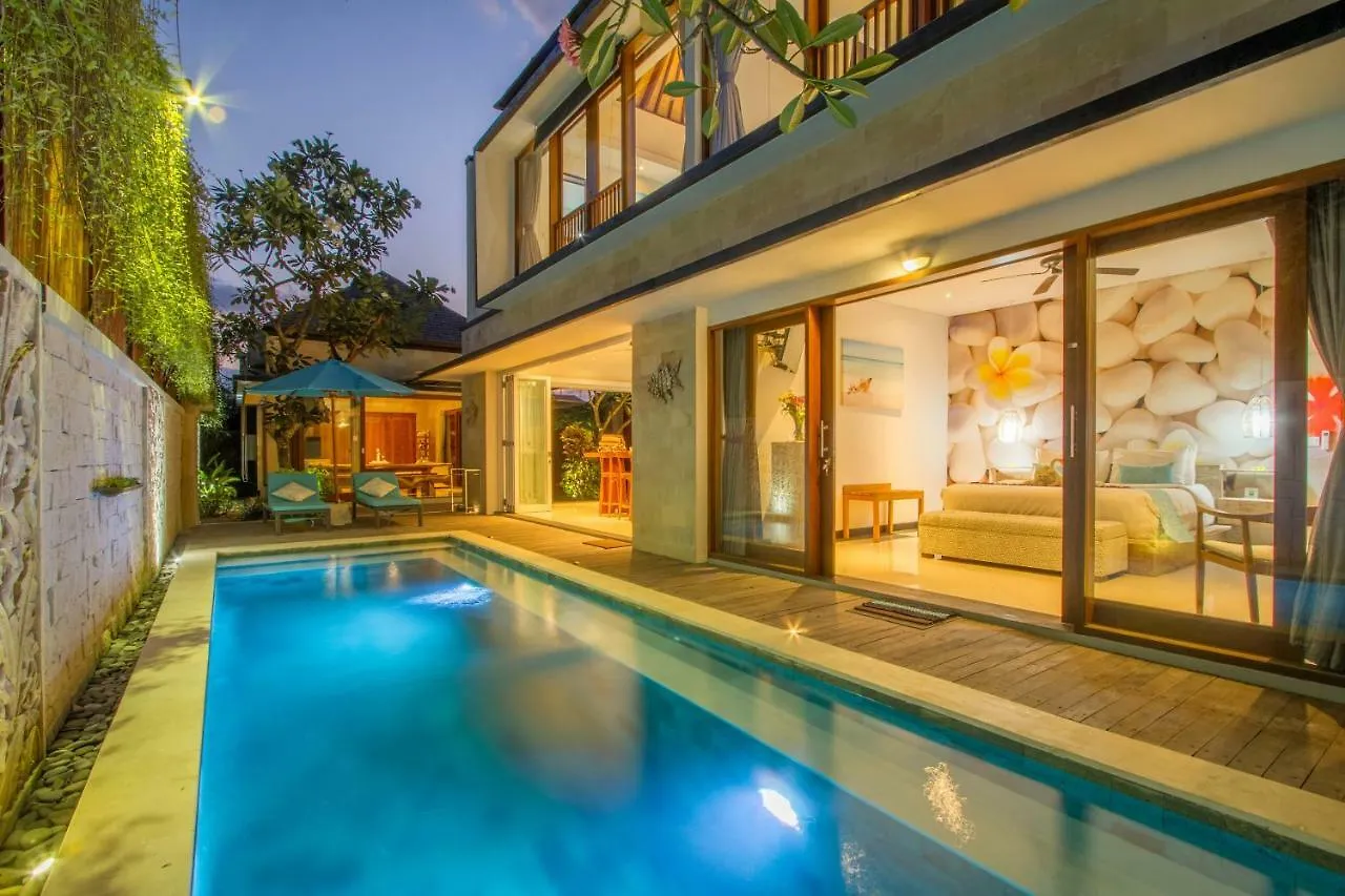 Villa Legian  Legian (Bali)