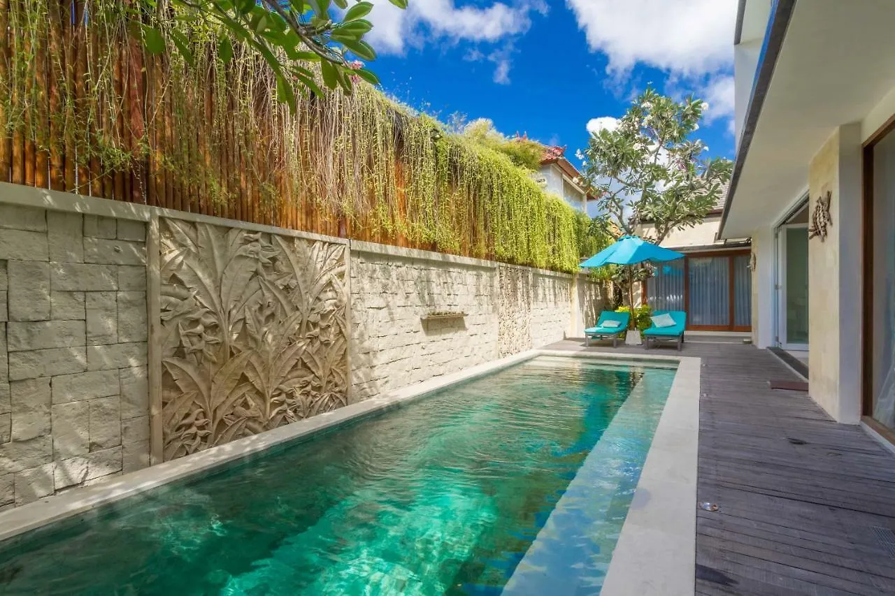 Villa Legian  Legian (Bali)